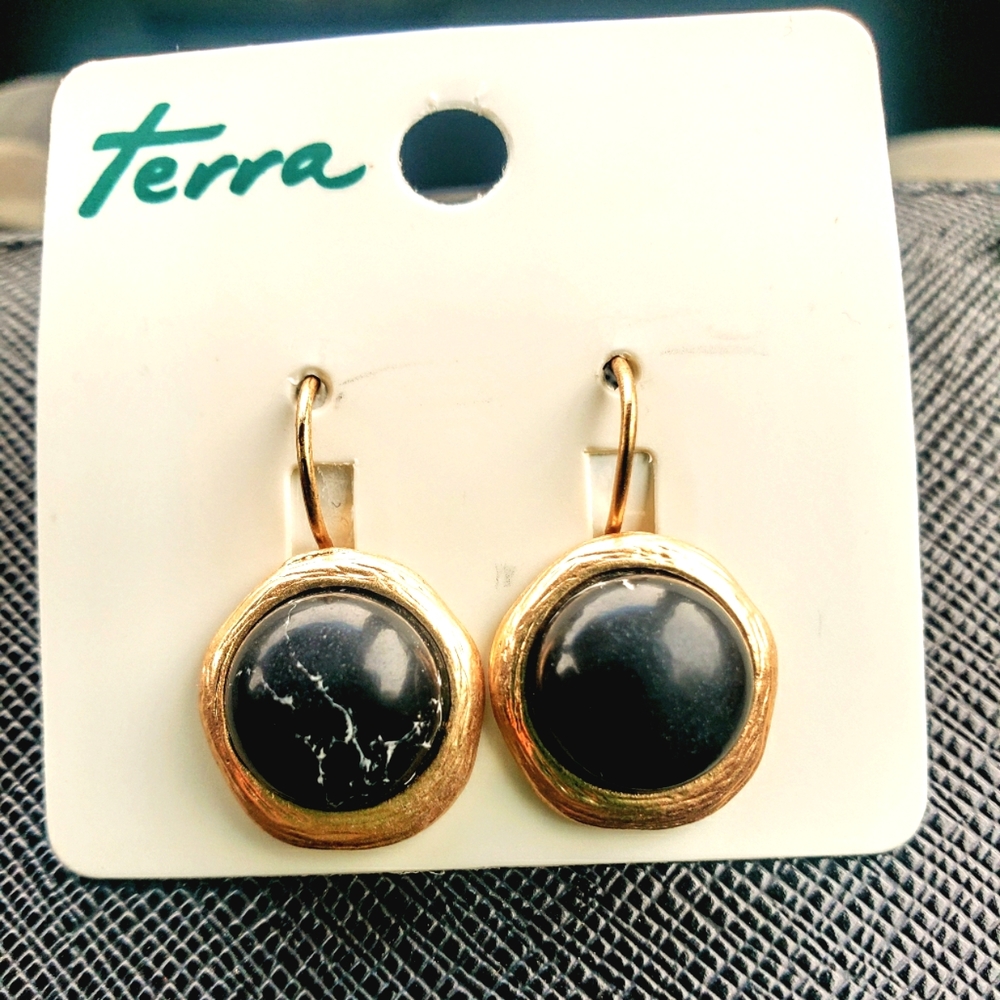 Black and gold earrings